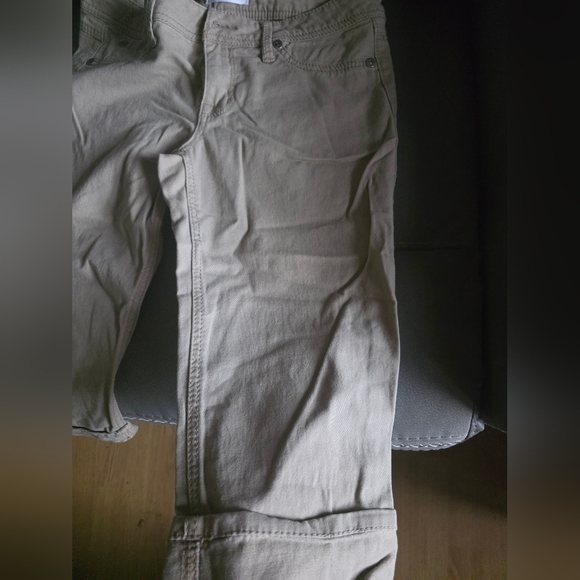 Tan Bongo Capri Pants - Size 11 - Picture 3 of 10